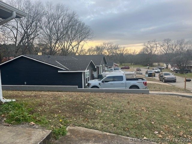 201 E Holcomb Street, Durant, OK 74701