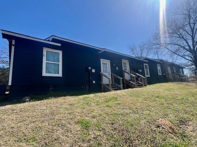 201 E Holcomb Street, Durant, OK 74701