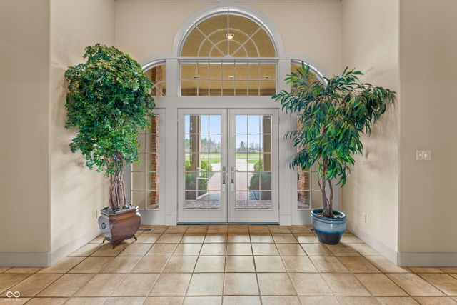 8424 W Mulligan Lane, Columbus, IN 47201