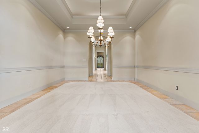 8424 W Mulligan Lane, Columbus, IN 47201