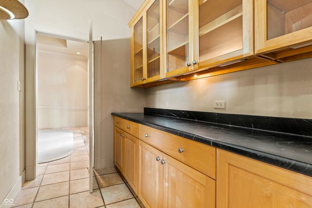 8424 W Mulligan Lane, Columbus, IN 47201