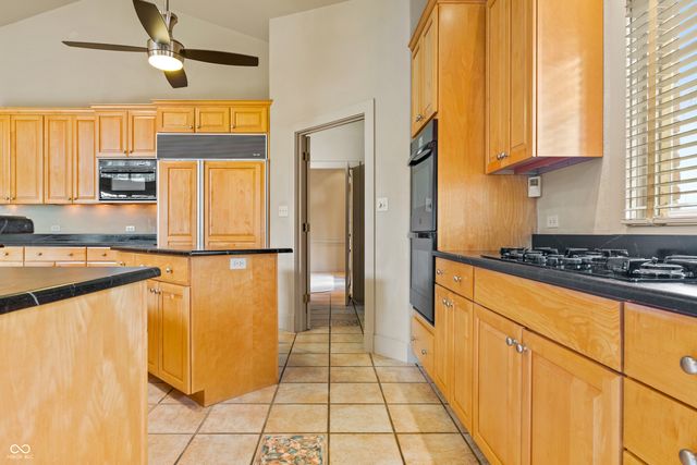 8424 W Mulligan Lane, Columbus, IN 47201