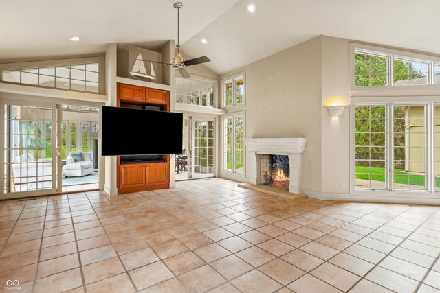 8424 W Mulligan Lane, Columbus, IN 47201