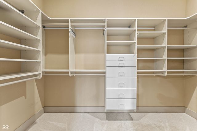 8424 W Mulligan Lane, Columbus, IN 47201