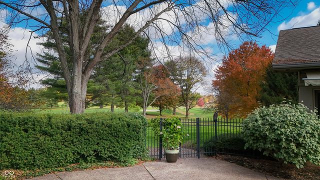 8424 W Mulligan Lane, Columbus, IN 47201