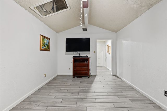 6025 Liptonshire Dr, Corpus Christi, TX 78415