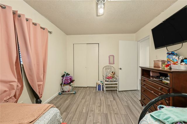 6025 Liptonshire Dr, Corpus Christi, TX 78415