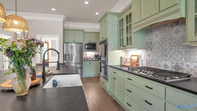 9120 Wagon Pass Way SE, Owens Cross Roads, AL 35763