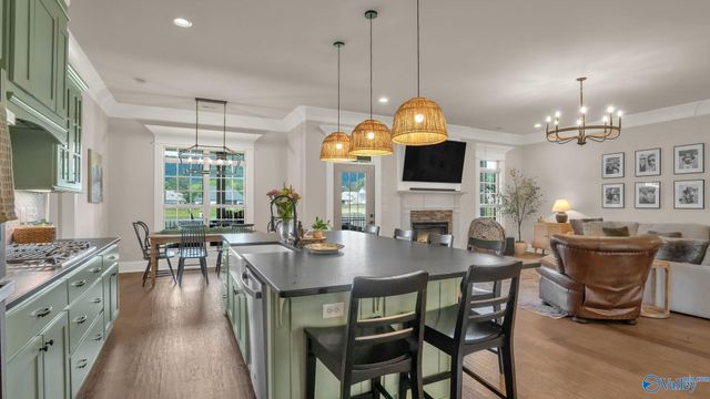 9120 Wagon Pass Way SE, Owens Cross Roads, AL 35763