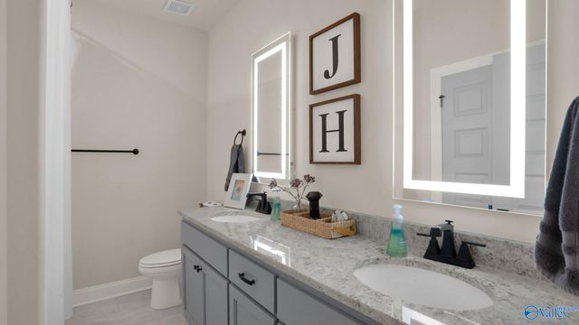 9120 Wagon Pass Way SE, Owens Cross Roads, AL 35763