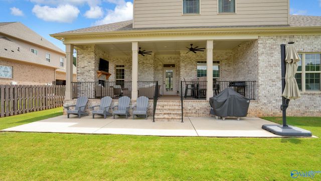 9120 Wagon Pass Way SE, Owens Cross Roads, AL 35763