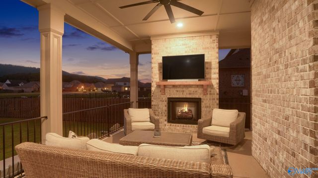 9120 Wagon Pass Way SE, Owens Cross Roads, AL 35763