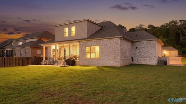 9120 Wagon Pass Way SE, Owens Cross Roads, AL 35763
