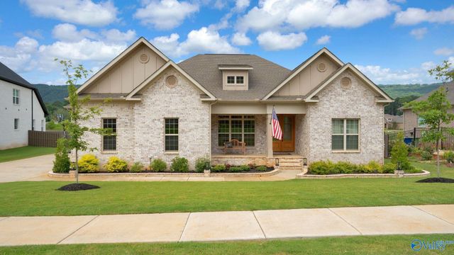 9120 Wagon Pass Way SE, Owens Cross Roads, AL 35763