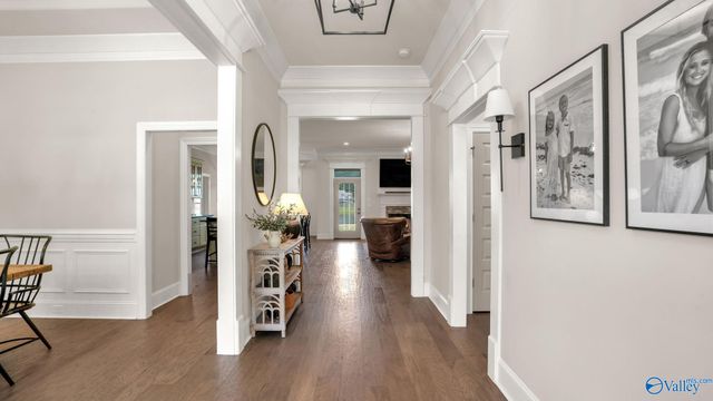 9120 Wagon Pass Way SE, Owens Cross Roads, AL 35763