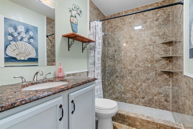 7513 Castillo Road, Fort Worth, TX 76112