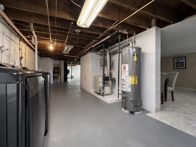 929 EDGEWOOD CIRCLE, Marinette, WI 54143