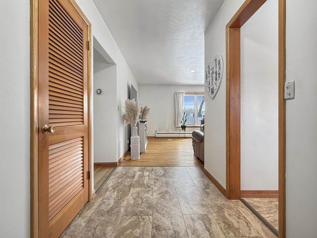 929 EDGEWOOD CIRCLE, Marinette, WI 54143