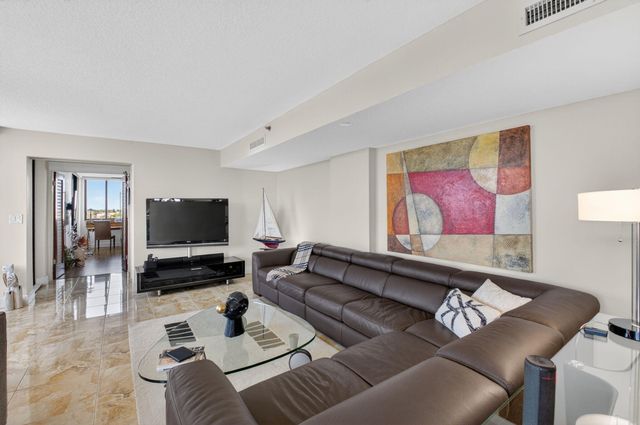 3420 S Ocean Boulevard 8z, Highland Beach, FL 33487