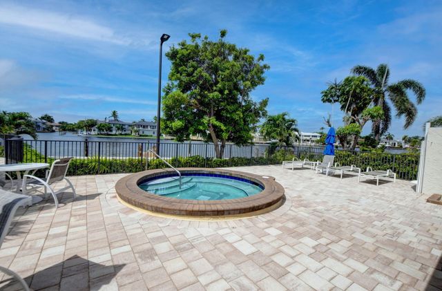 3420 S Ocean Boulevard 8z, Highland Beach, FL 33487