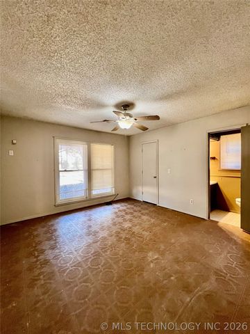 11337 Johnson Drive, Kingston, OK 73439