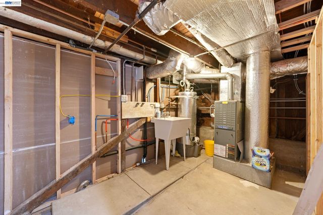 340 Munich St, San Francisco, CA 94112