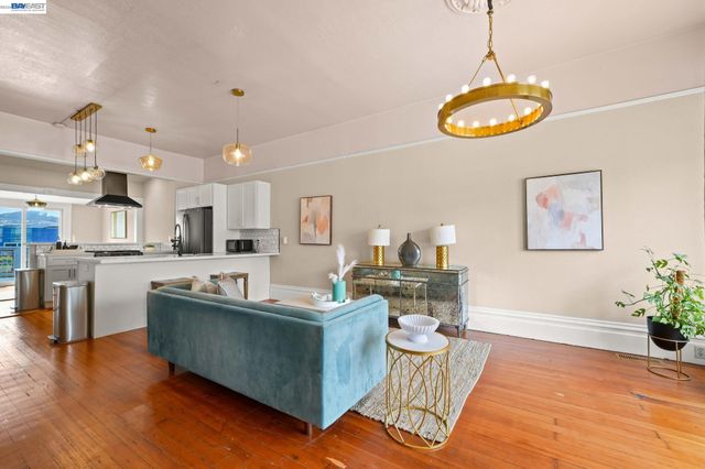 340 Munich St, San Francisco, CA 94112