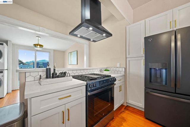 340 Munich St, San Francisco, CA 94112