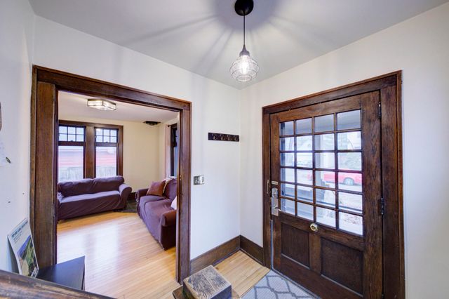 809 Sycamore Place, Ann Arbor, MI 48104