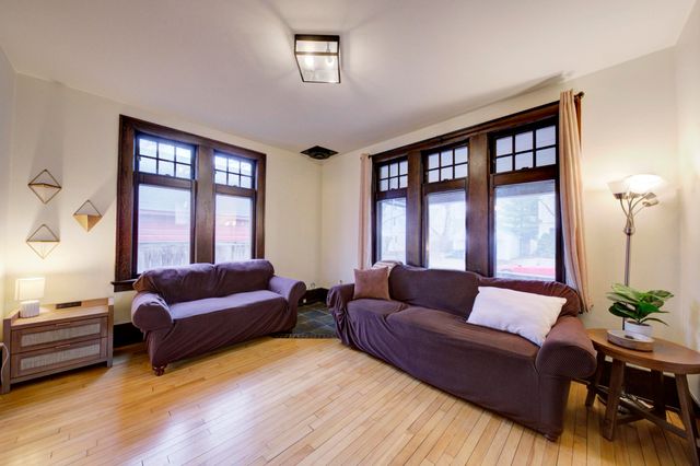 809 Sycamore Place, Ann Arbor, MI 48104