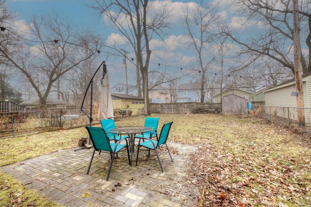 809 Sycamore Place, Ann Arbor, MI 48104