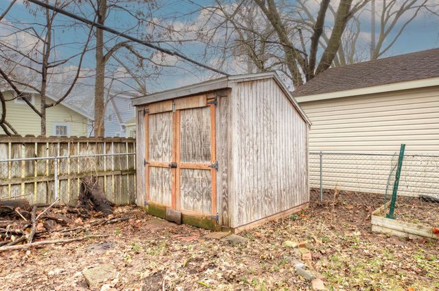 809 Sycamore Place, Ann Arbor, MI 48104