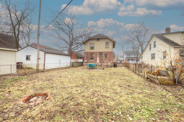 809 Sycamore Place, Ann Arbor, MI 48104