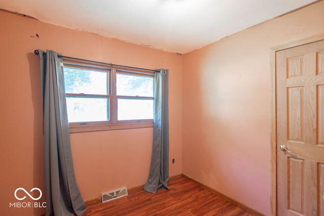 6935 Westlake Road, Indianapolis, IN 46214
