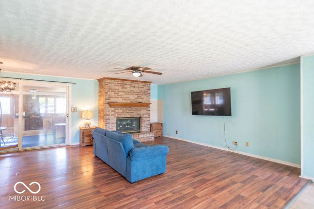 6935 Westlake Road, Indianapolis, IN 46214