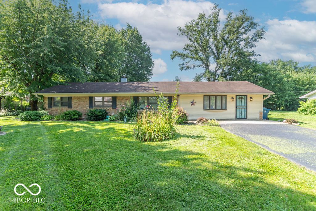6935 Westlake Road, Indianapolis, IN 46214