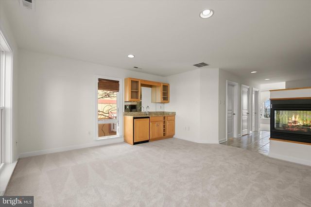 2113 LAKE DR, Pasadena, MD 21122