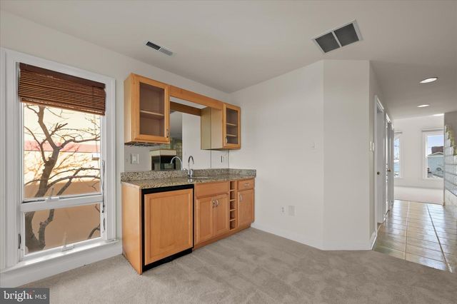 2113 LAKE DR, Pasadena, MD 21122