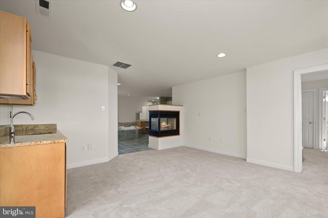 2113 LAKE DR, Pasadena, MD 21122