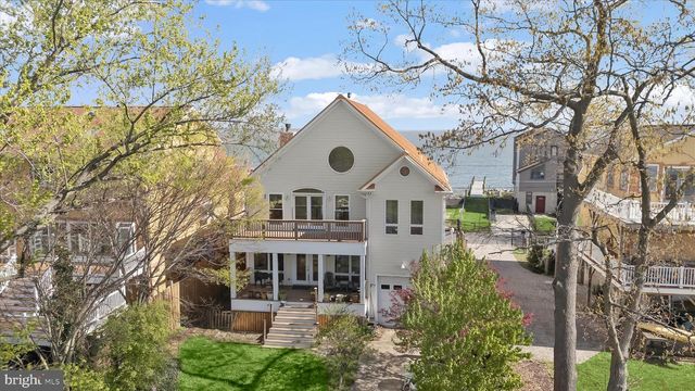 2113 LAKE DR, Pasadena, MD 21122