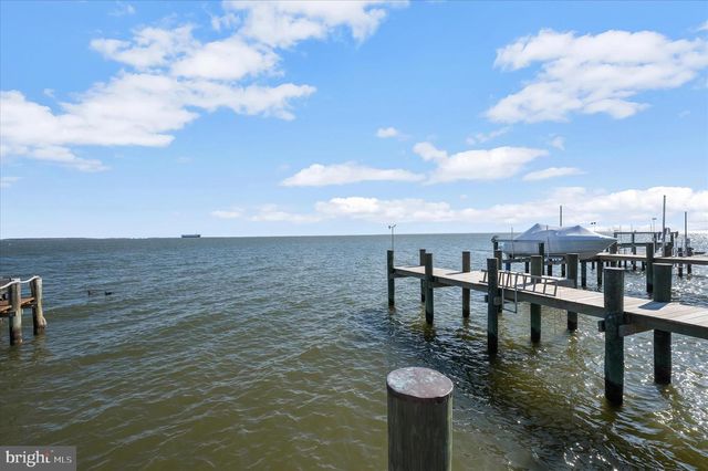 2113 LAKE DR, Pasadena, MD 21122