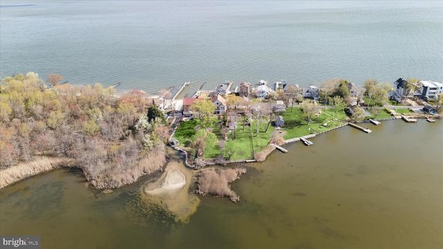 2113 LAKE DR, Pasadena, MD 21122