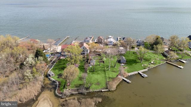 2113 LAKE DR, Pasadena, MD 21122