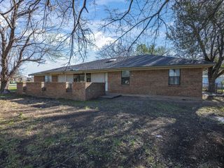 175 Clover Lane, Decatur, TX 76234