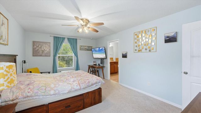 5666 AARON COURT, Sarasota, FL 34232