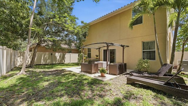 5666 AARON COURT, Sarasota, FL 34232