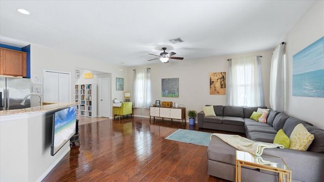 5666 AARON COURT, Sarasota, FL 34232