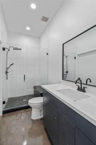 3401 Louisiana Street 202, Houston, TX 77002