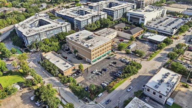 3401 Louisiana Street 202, Houston, TX 77002