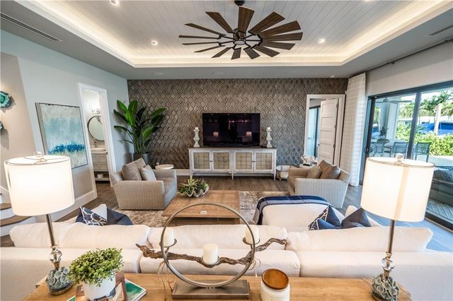 2349 NE 24th Street, Lighthouse Point, FL 33064